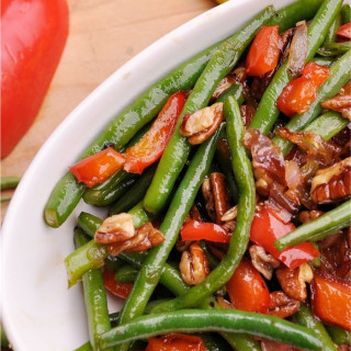 Green Beans with Pecans, Red Peppers and Onions