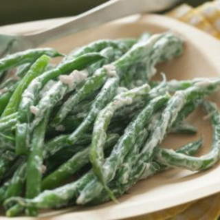 Green Beans with Tangy Shallot-Yogurt Sauce