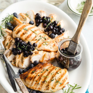 Grilled Chicken with Blueberry Relish