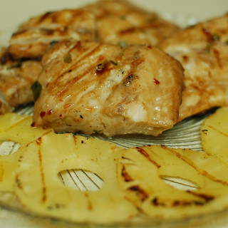 Grilled Mahi Mahi with Pineapple