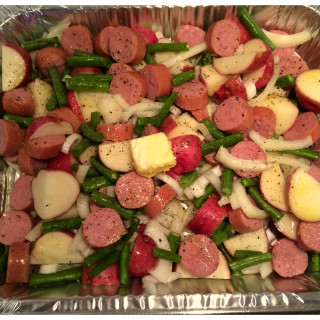 Grilled Sausage with Potatoes and Green beans