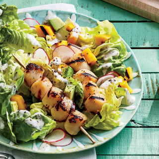 Grilled Scallop-and-Mango Salad Recipe
