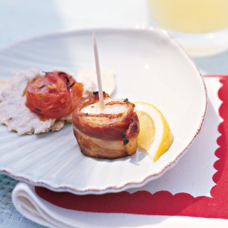 Grilled Scallops Wrapped in Prosciutto