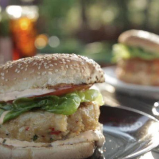Grilled Tuna Burgers with Spicy Mayo