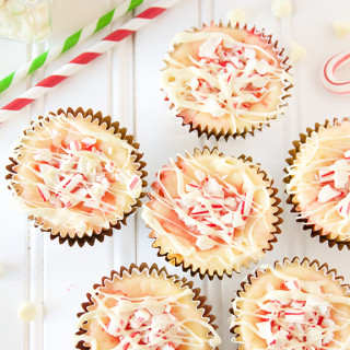 Happy Holidays: Candy Cane White Chocolate Mini Cheesecakes