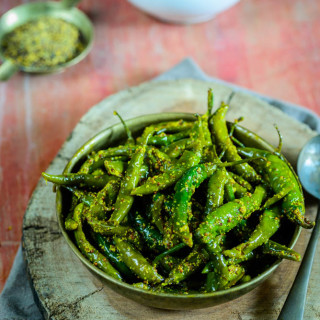 Hari Mirch Ka Achar / Green Chili Pickle
