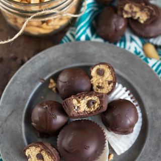 Healthy Cookie Dough Filled Chocolate Cups (GF)