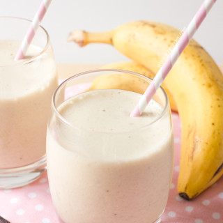 Healthy Vanilla Banana Milkshake