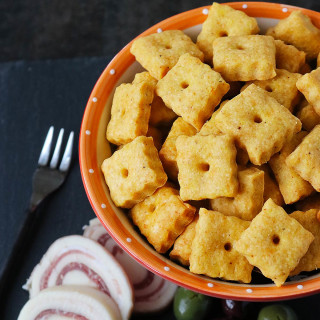 Homemade Cheez-Its Crackers