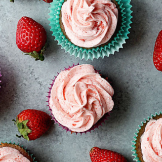Homemade Strawberry Cupcakes Recipe