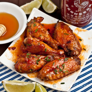 Honey-Sriracha Chicken Wings
