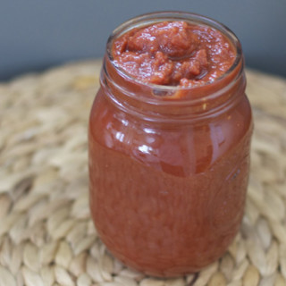 How to Make Homemade Ketchup (unrefined sweeteners, antioxidant-rich)
