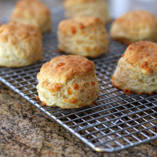 How to Make Cheesy and Spicy Pepper Jack Biscuits