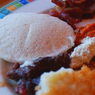 Idli (Steamed Rice and Pulse Cake)