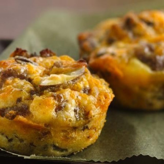 Impossibly Easy Mini Breakfast Sausage Pies
