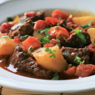 Instant Pot&#174; Spicy Beef Curry Stew Recipe