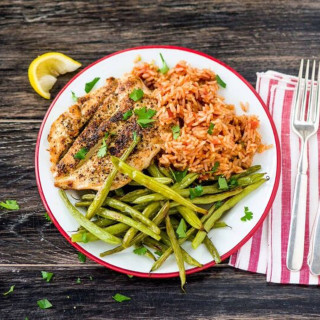 Italian-Spiced Chicken with Tomato Rice and Roasted Green Beans