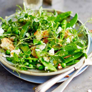 Jamie Oliver's pea and feta salad