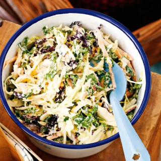 Kale slaw with white barbecue sauce