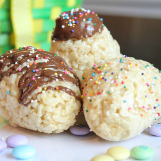 Kellogg’s Rice Krispies Hidden Surprise Easter Egg Treats + Giveaway