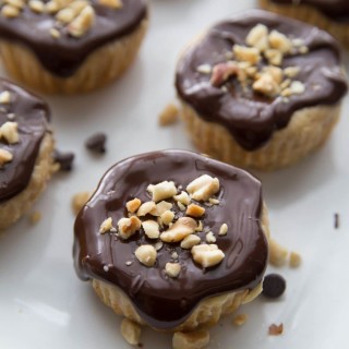 Keto Cheesecake Bites with Peanut Butter