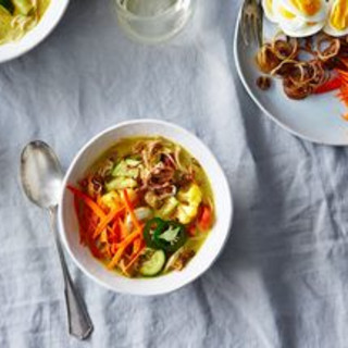 Khao Suey (Burmese Style Curried Noodle Soup)