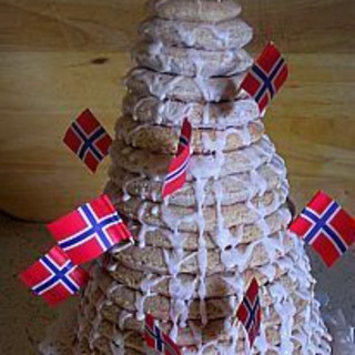 Kransekake - Norwegian Ring Cake