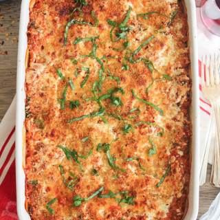 Lasagna Quinoa Bake with Chicken, Spinach and Mushrooms