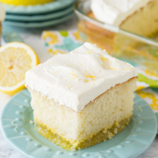 Lemon Bar Magic Cake