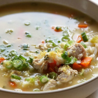 Lemon Chicken and Rice Soup 