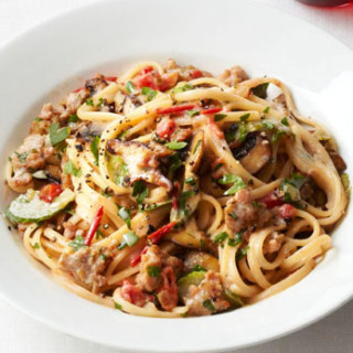 Linguine With Sausage and Mushrooms