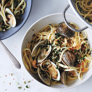 Linguine and Clams with Almonds and Herbs
