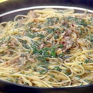 Linguini with Clam Sauce