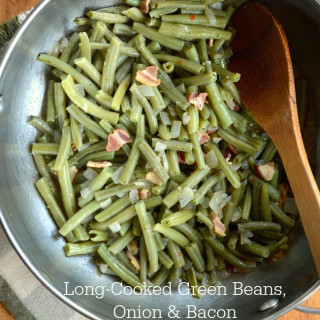 Long-Cooked Green Beans with Onions and Bacon
