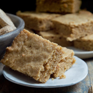 Low-Carb Peanut Butter Cookie Bars