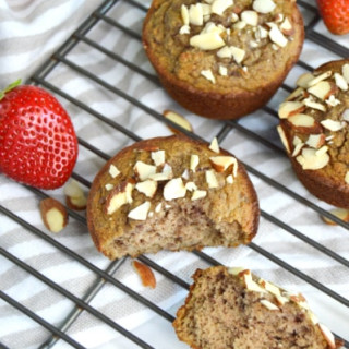 Low Carb Strawberry Almond Flour Muffins