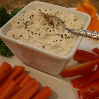 Low Fat Basil and Sun-dried Tomatoes Dip