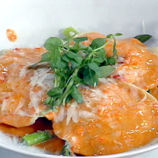 Lump Crabmeat Ravioli with Red Pepper Cream Sauce and Asparagus