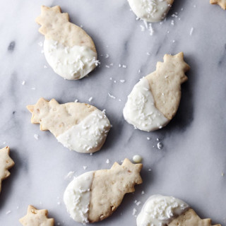 Macadamia Nut Shortbread Cookies Dipped in White Chocolate (gluten-free) (H