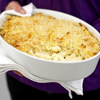 Macaroni cheese in 4 easy steps