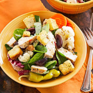 Mediterranean Chicken Salad with Greek Dressing