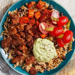 Mexican Beef &amp; Rice Bowls with Guacamole &amp; Tomato Salsa