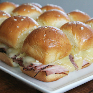 Mini Baked Ham Sandwiches