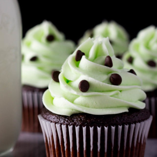 Mint Chocolate Cupcakes
