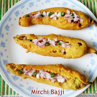 Mirchi bajji recipe | Mirapakaya bajji | How to make mirchi bajji recipe