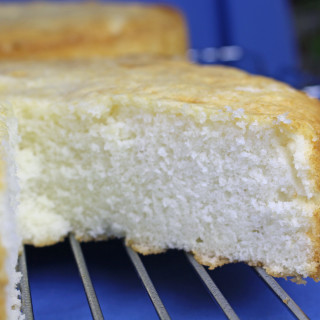 Moist Fluffy White Cake Recipe