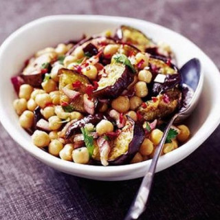 Moroccan aubergine and chickpea salad