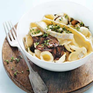 Mushroom, brie and thyme pasta 