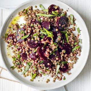 Mustardy beetroot and lentil salad