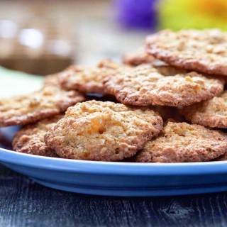 New Fashioned Apricot Oatmeal Cookies